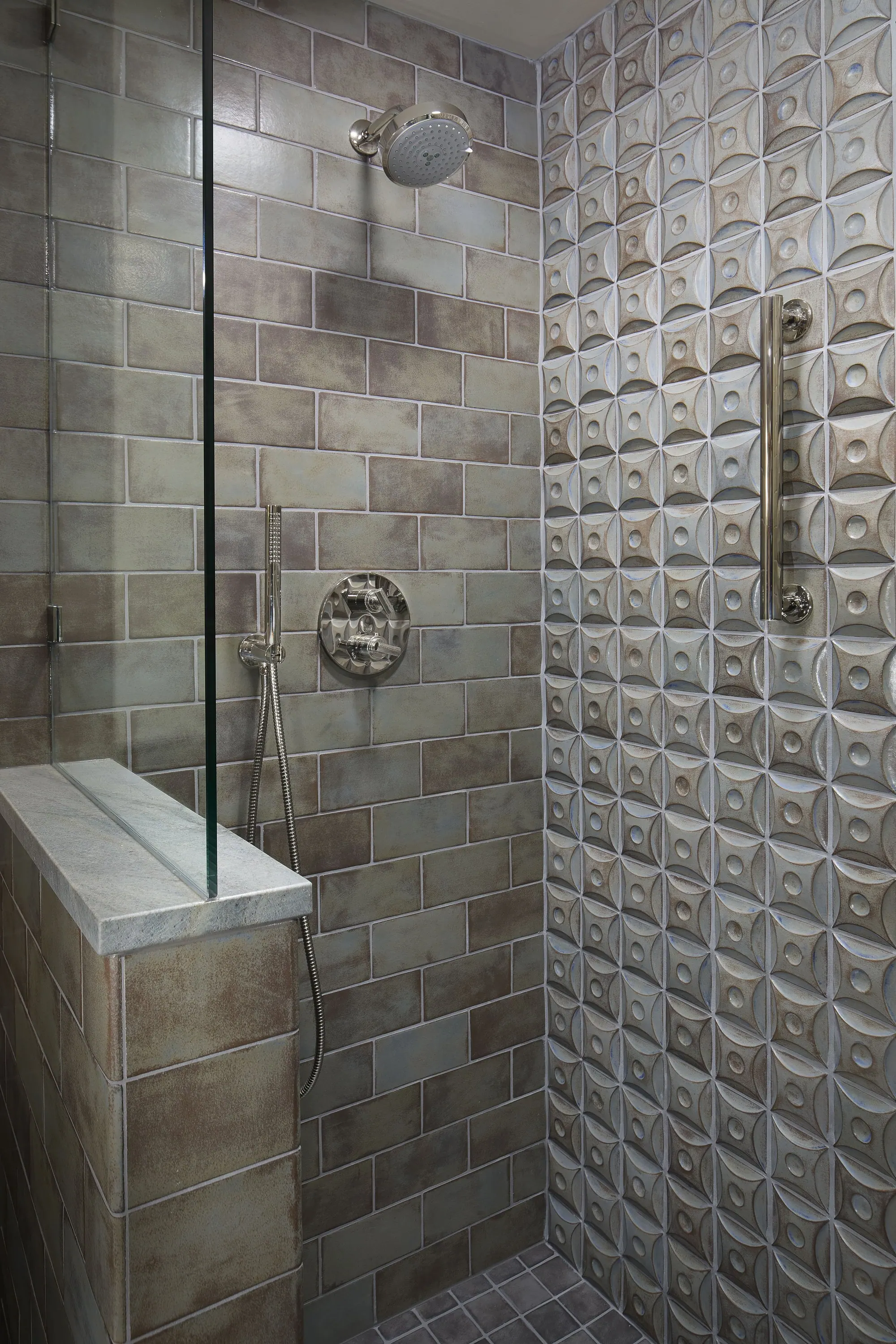 Elevated Wash Room, photo 6