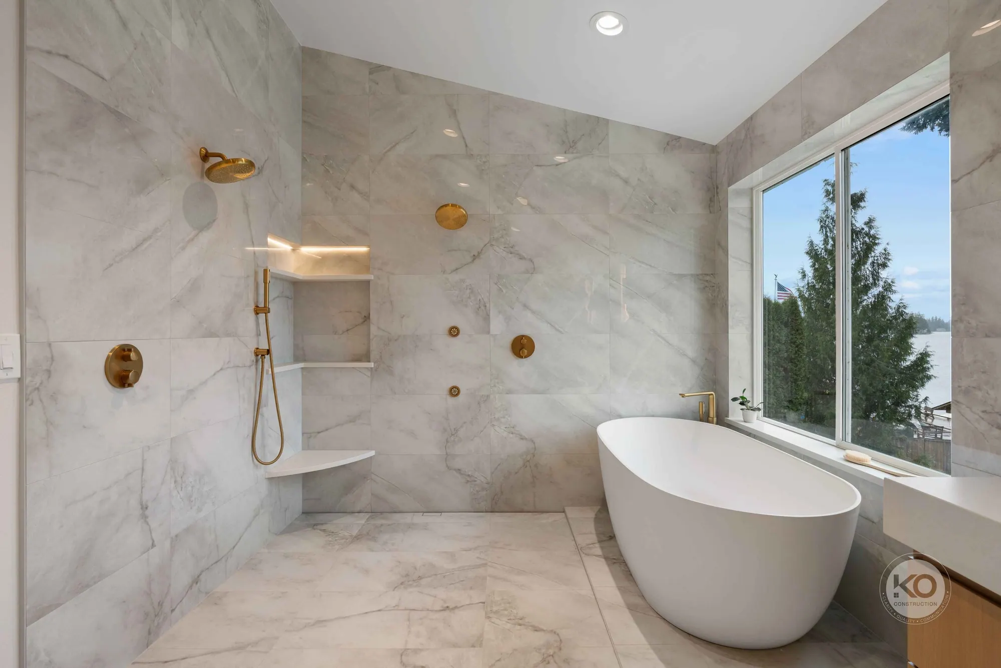 Lake Tapps Primary Bath, photo 2