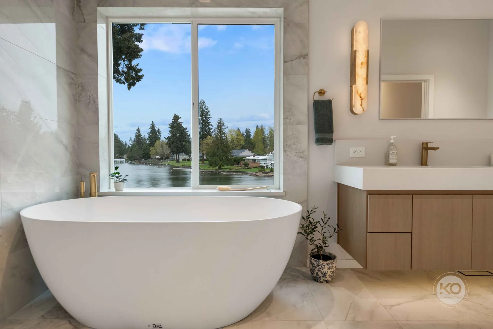 Lake Tapps Primary Bath